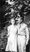 vern_fannie_2_half.jpg (94411 bytes)